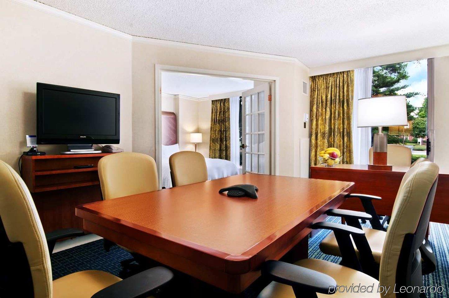 Hilton Atlanta Perimeter Suites Sandy Springs Szoba fotó